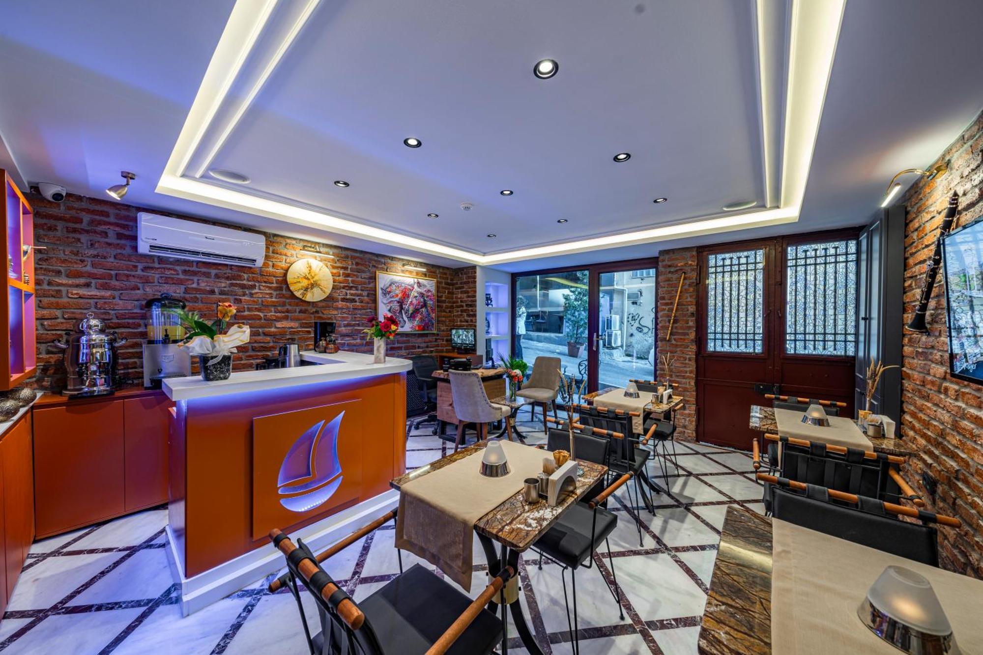 Pera Luna Premium Hotel อิสตันบูล ภายนอก รูปภาพ