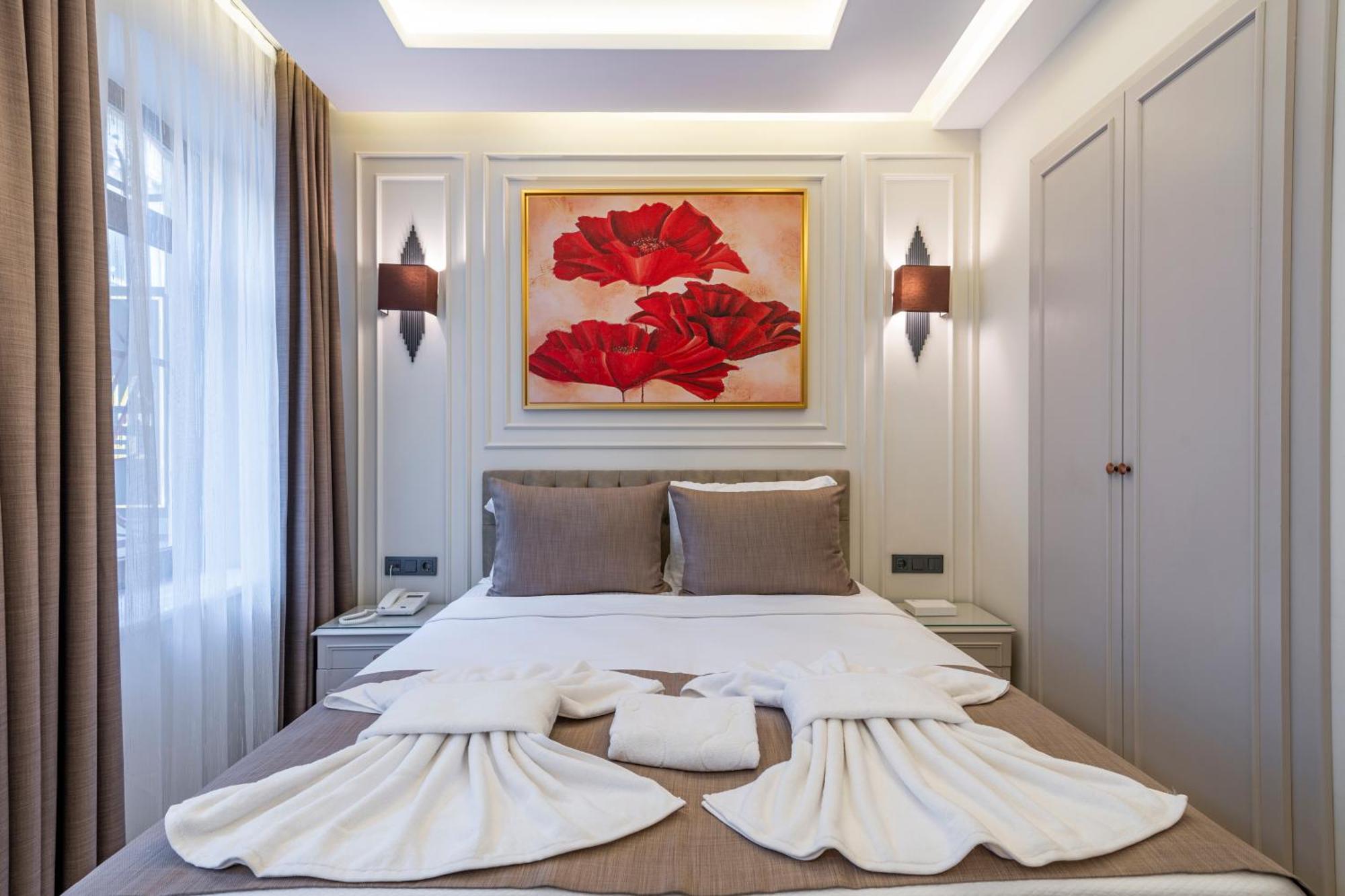 Pera Luna Premium Hotel อิสตันบูล ภายนอก รูปภาพ