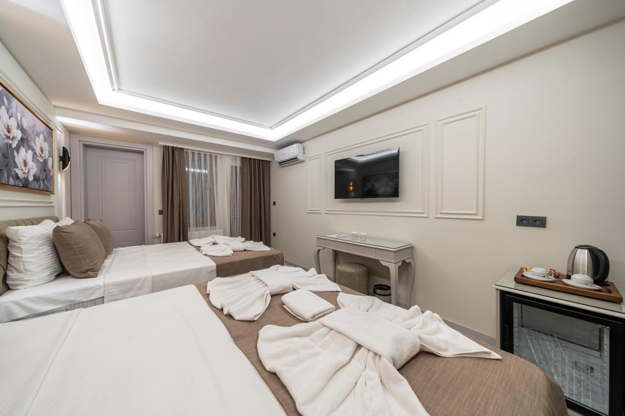 Pera Luna Premium Hotel อิสตันบูล ภายนอก รูปภาพ