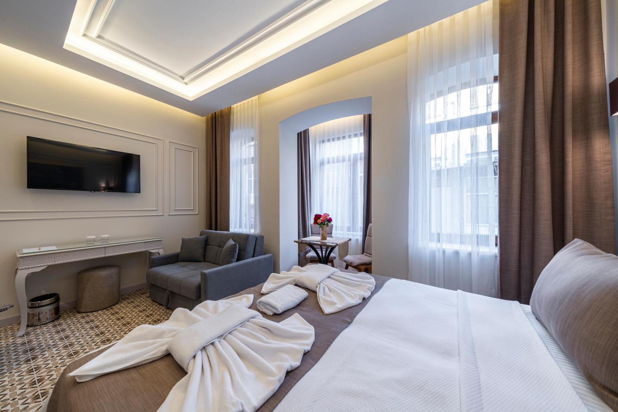 Pera Luna Premium Hotel อิสตันบูล ภายนอก รูปภาพ